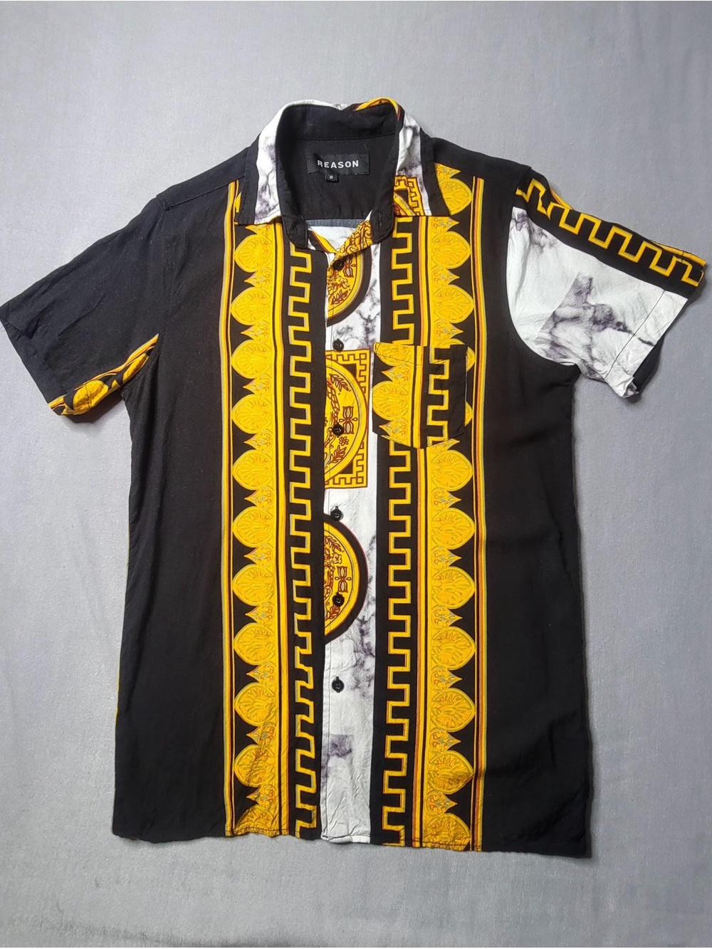 REASON Black, Yellow & White Short-Sleeve Button-Down Shirt